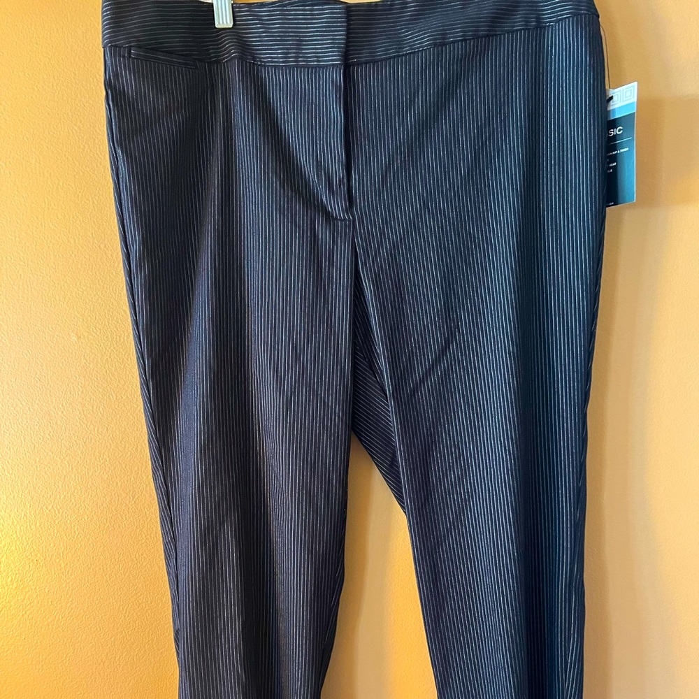 NWT pin striped ankle dress pants